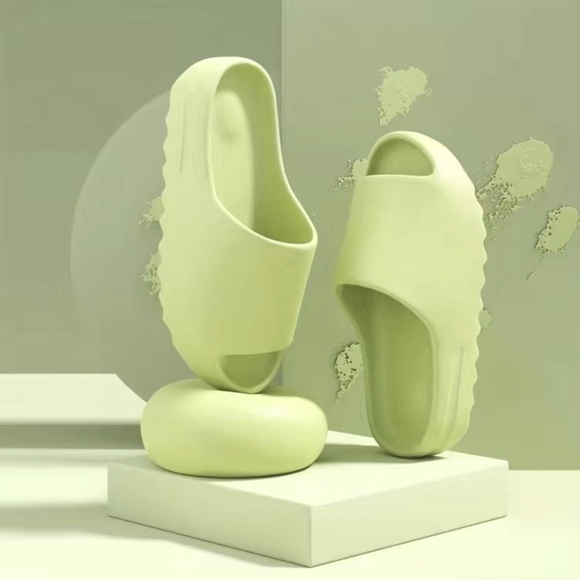 Women's Footwear | Solid Platform | Pillow Slippers | EVA Slides | Anti-slip - Picture 6 of 15